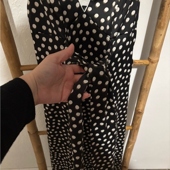 Urban Outfitters Delaney Polka Dot Plunge Dress With Slit Size Small - Picture 4 of 10